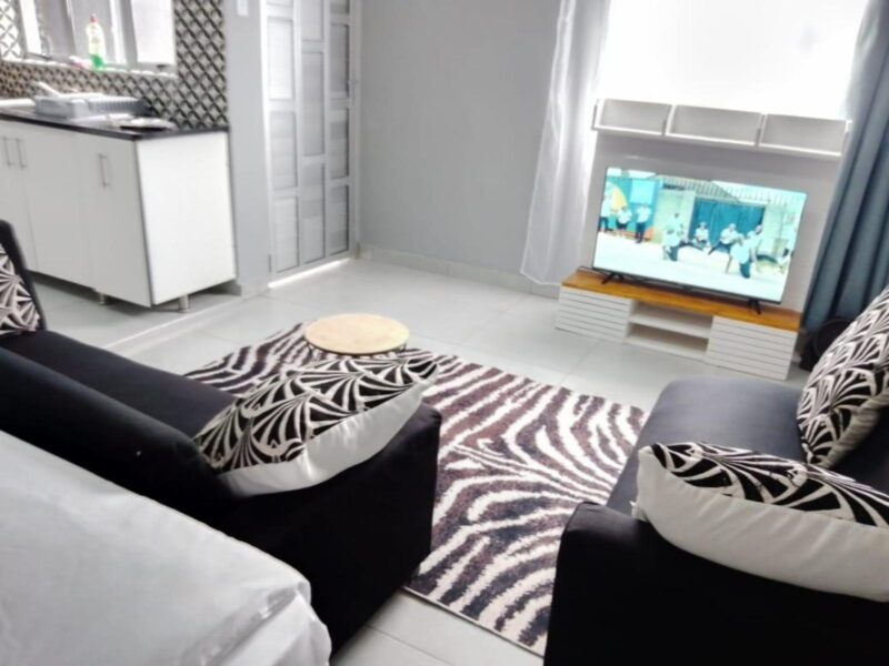 Safi Self-catering 1-Bedroom Suite
