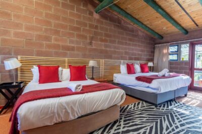 Standard Triple Room 11