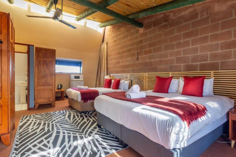 Standard Triple Room 11