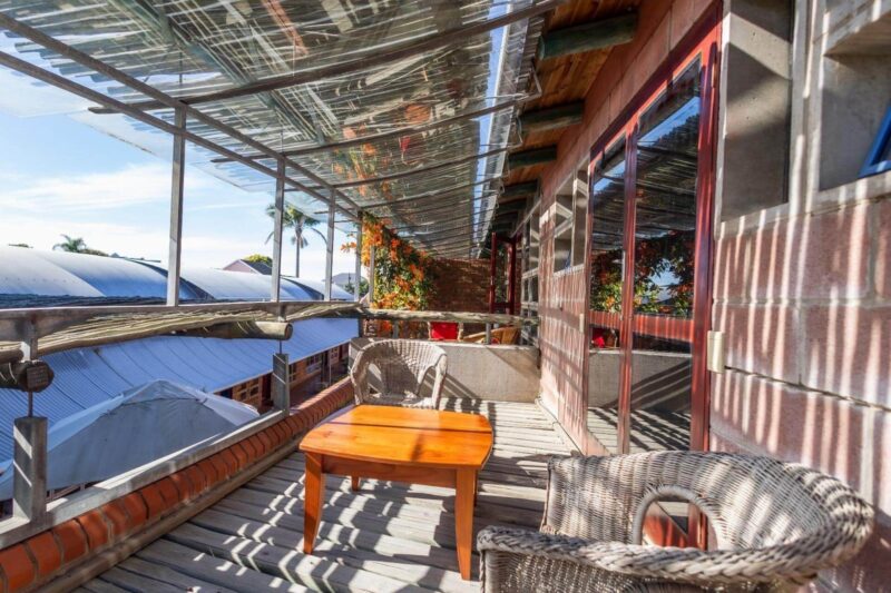 Standard Triple Room 11