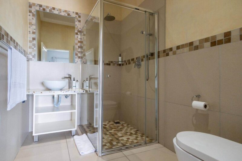 Executive King Room 7