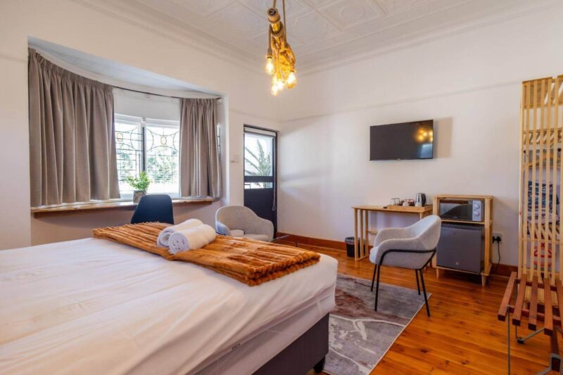 Luxurious King Room 14