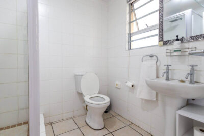 One Bedroom Apartment 8