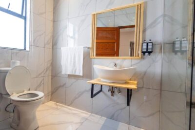 Spacious King Room 12