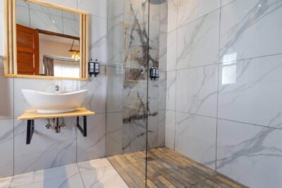 Spacious King Room 12