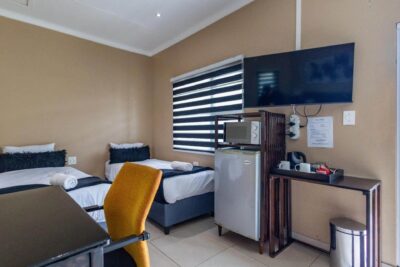 Superior Triple Room 2