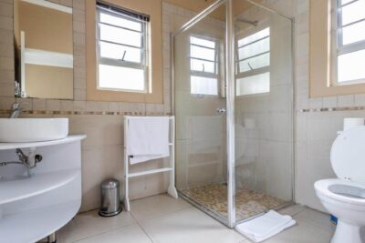 Triple Room 3 - Pool View