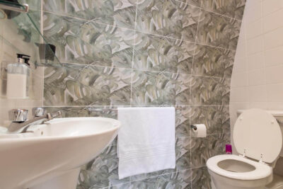 Modern Deluxe Bedroom 9A