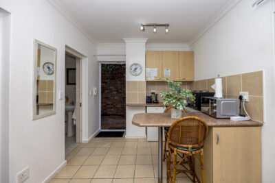 Gardenia King Garden Suite