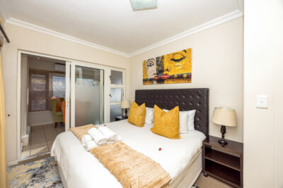 Strelitzia Luxury King Suite