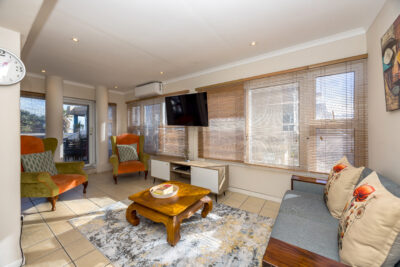 Strelitzia Luxury King Suite