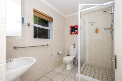 Protea Luxury King Suite with Sofa Bed